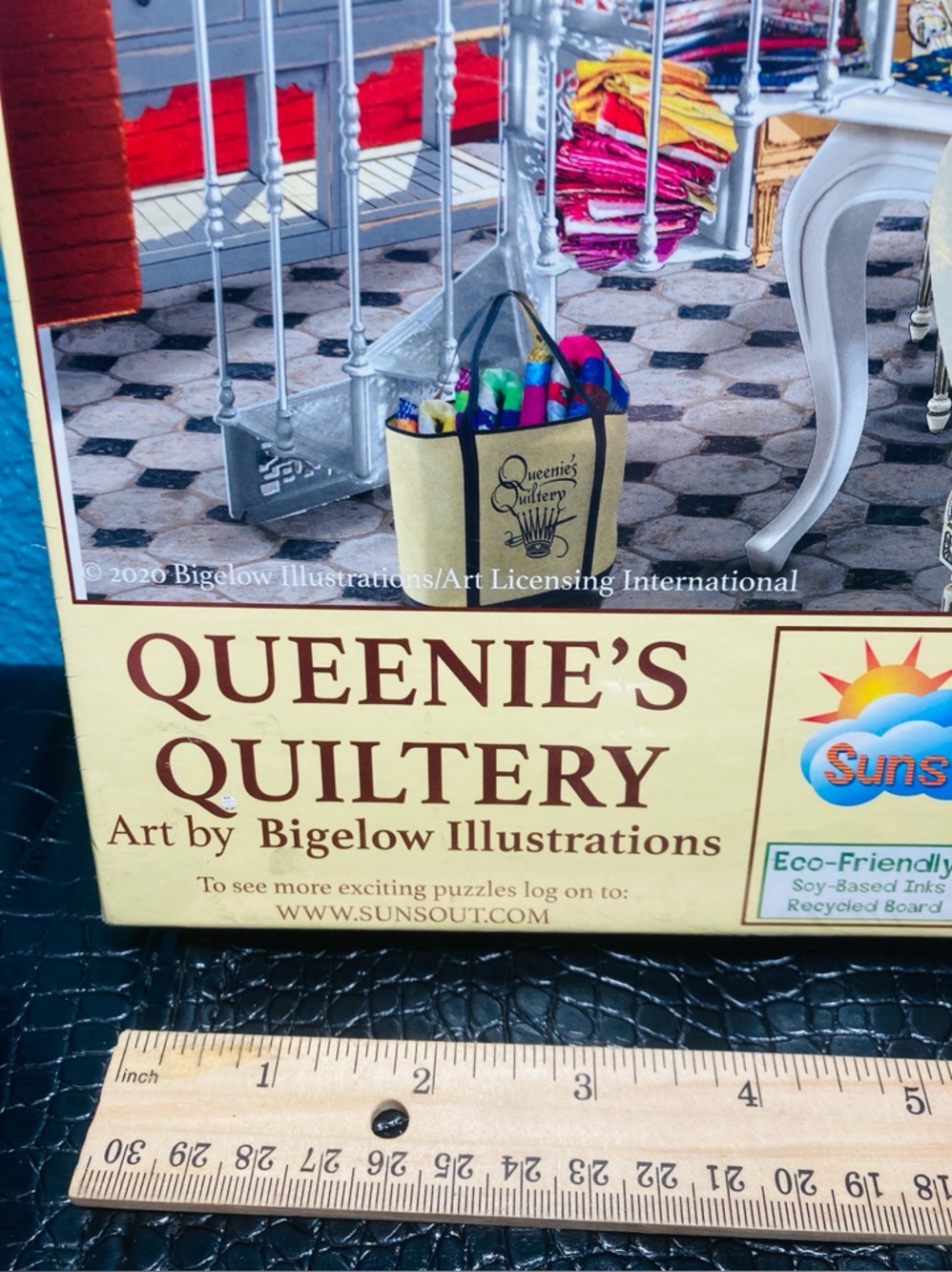SunsOut Queenie's Quiltery 1000-Piece Jigsaw Puzzle - Colorful Quilt Shop Art - Picture 3 of 5